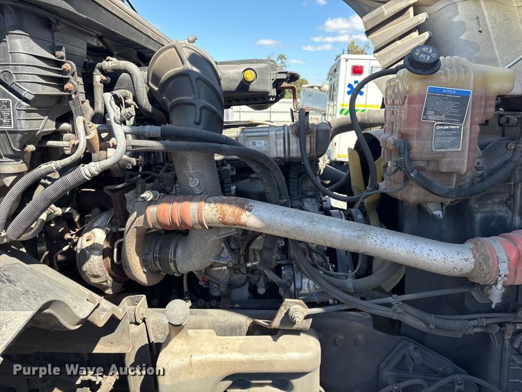 image for item YA1020 2020 International LT625 semi truck