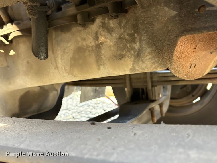 image for item YA1020 2020 International LT625 semi truck