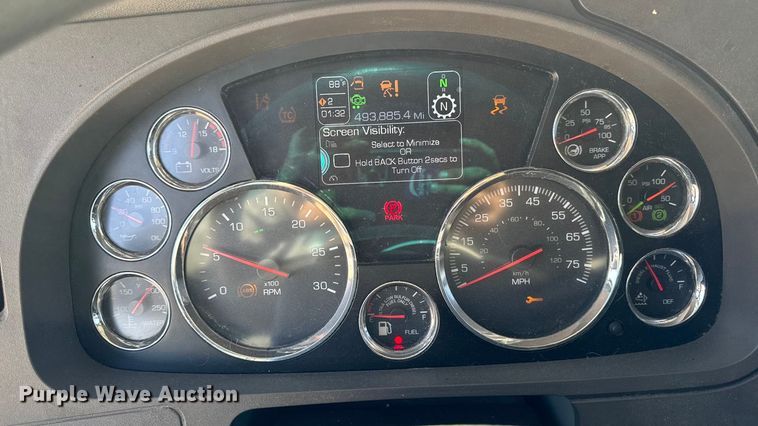 image for item YA1029 2019 Kenworth T680 semi truck