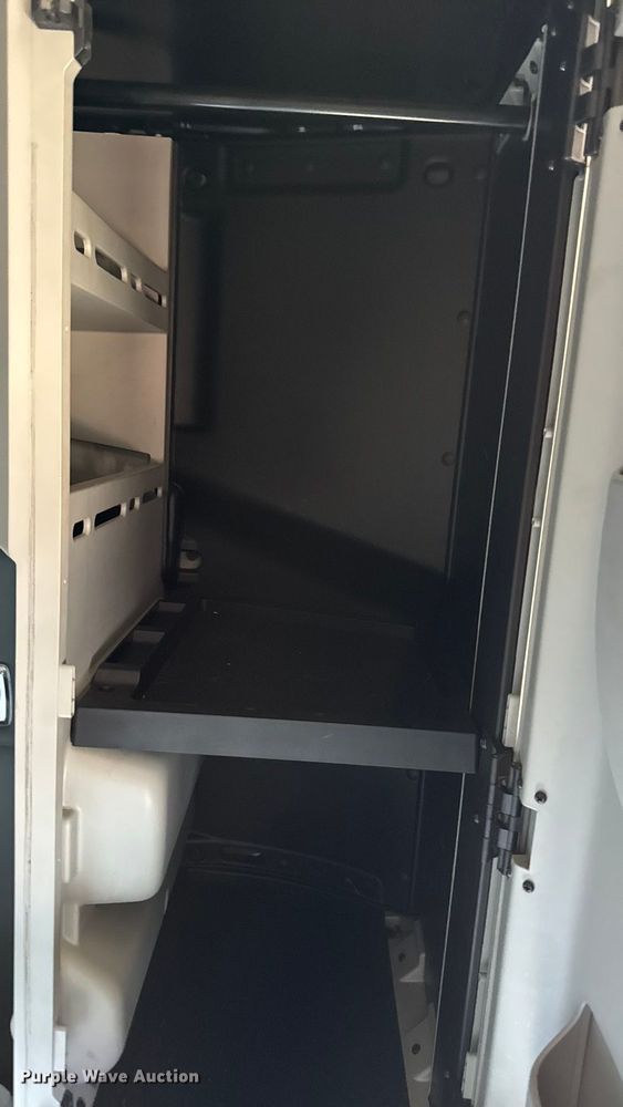 image for item YA1029 2019 Kenworth T680 semi truck