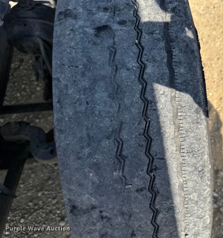 image for item YA1029 2019 Kenworth T680 semi truck