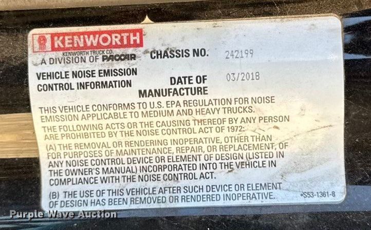 image for item YA1029 2019 Kenworth T680 semi truck