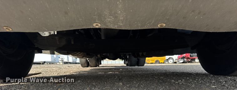 image for item YA1041 2019 International LT625 semi truck