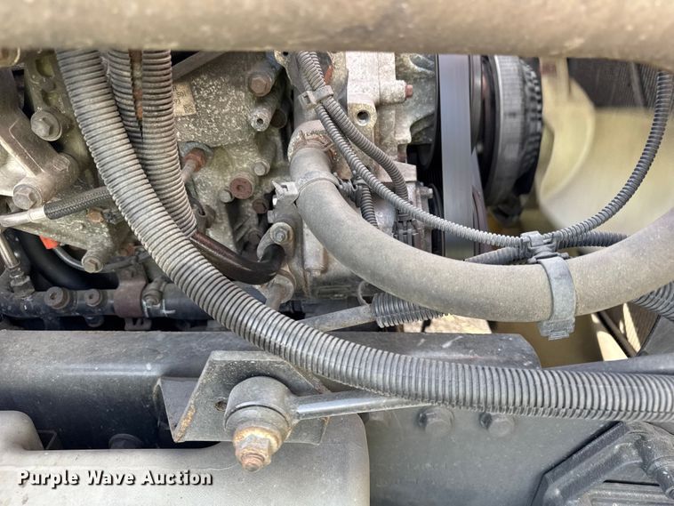 image for item YA1041 2019 International LT625 semi truck