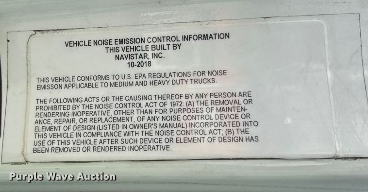 image for item YA1041 2019 International LT625 semi truck