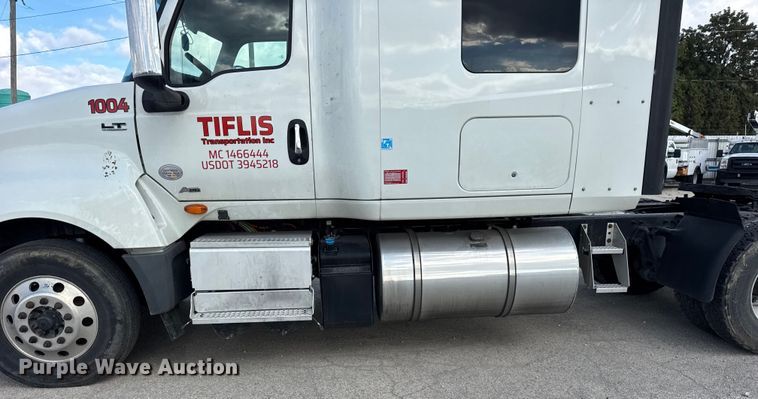 image for item YA1042 2020 International LT625 semi truck