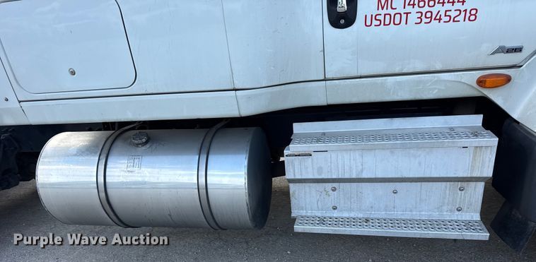 image for item YA1042 2020 International LT625 semi truck