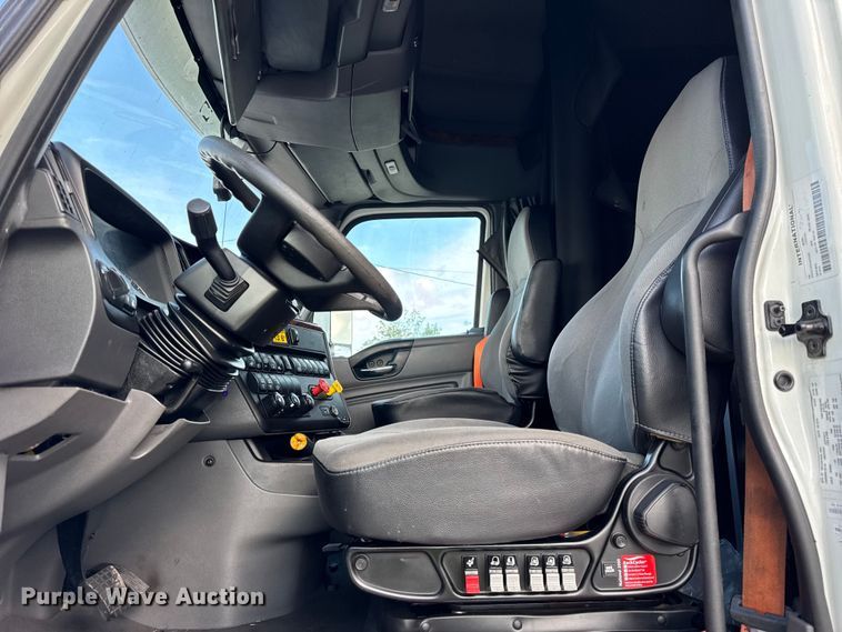 image for item YA1042 2020 International LT625 semi truck