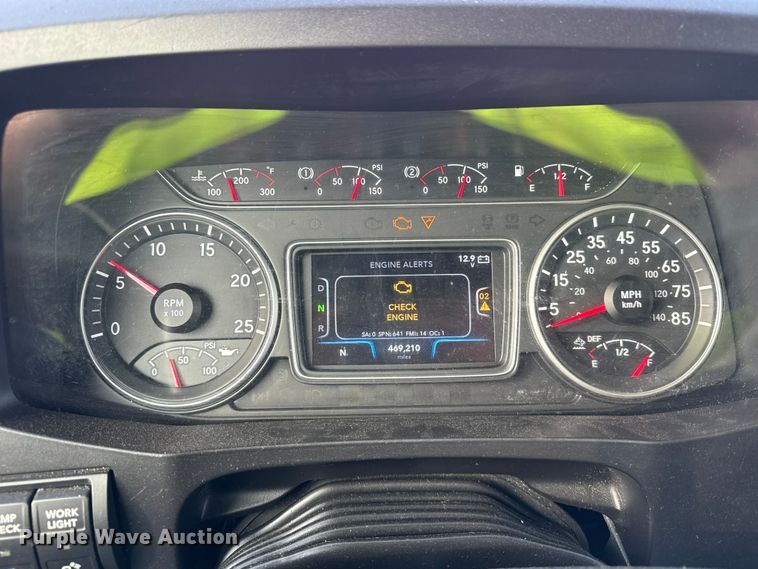 image for item YA1042 2020 International LT625 semi truck