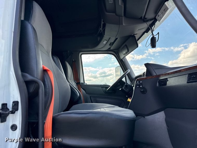 image for item YA1042 2020 International LT625 semi truck