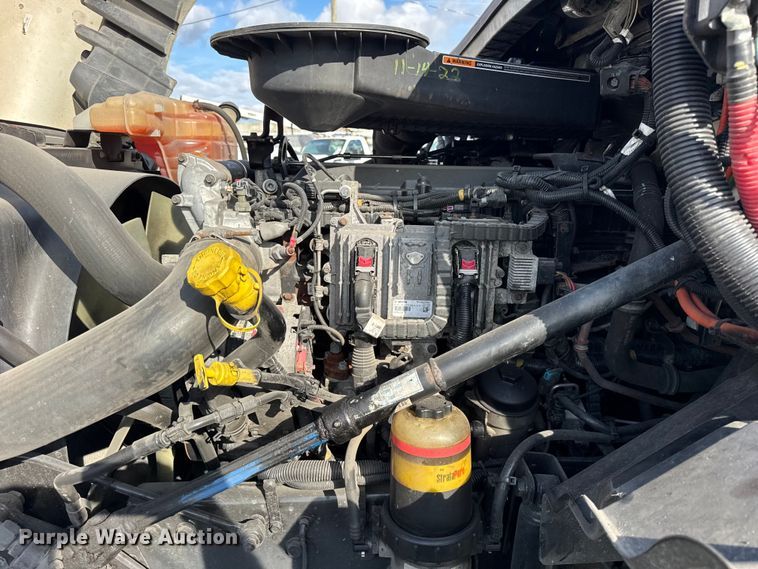 image for item YA1042 2020 International LT625 semi truck