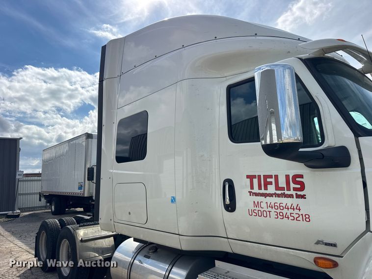 image for item YA1043 2020 International LT625 semi truck