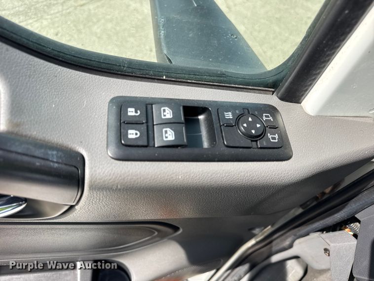 image for item YA1043 2020 International LT625 semi truck