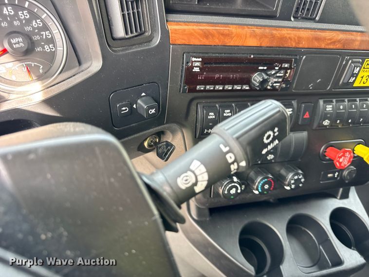 image for item YA1043 2020 International LT625 semi truck