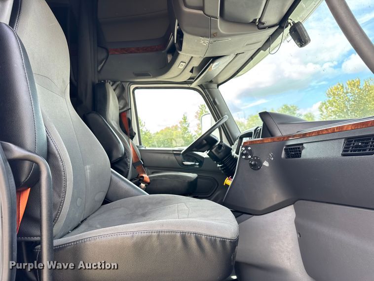 image for item YA1043 2020 International LT625 semi truck