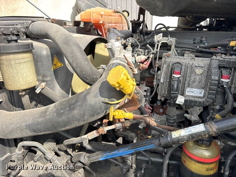 image for item YA1043 2020 International LT625 semi truck