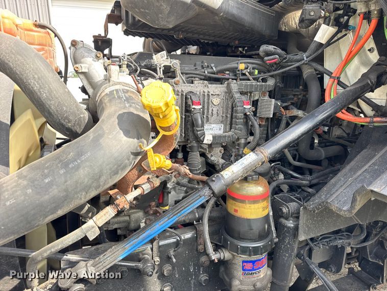 image for item YA1043 2020 International LT625 semi truck