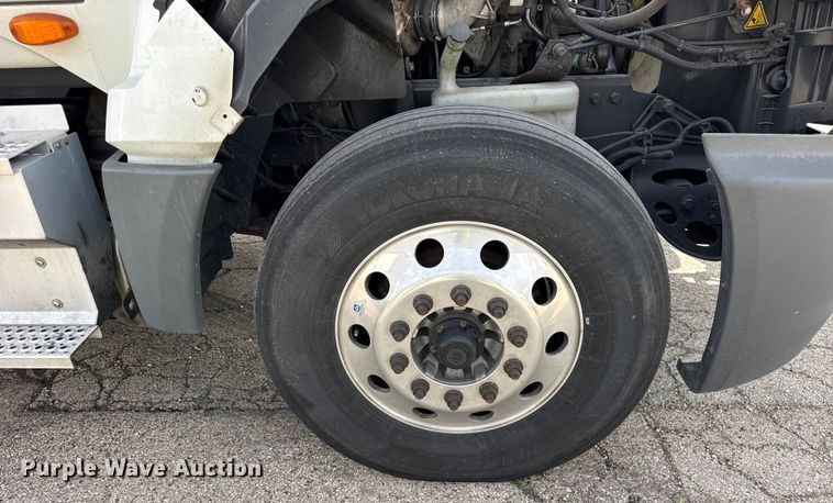 image for item YA1043 2020 International LT625 semi truck