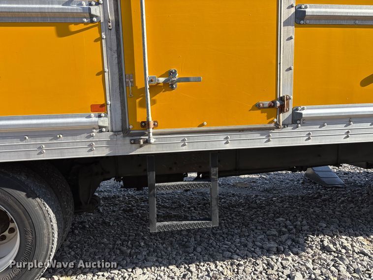 image for item YA1045 2018 Freightliner Business Class M2 box truck