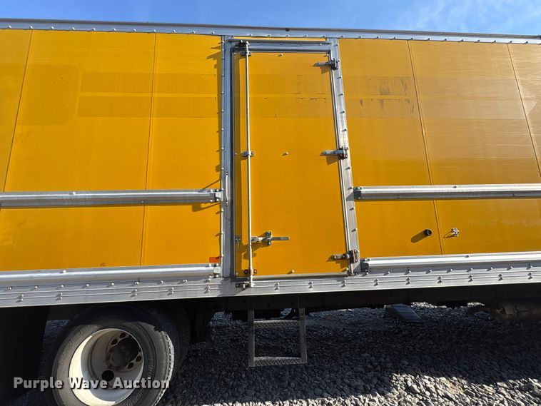 image for item YA1045 2018 Freightliner Business Class M2 box truck