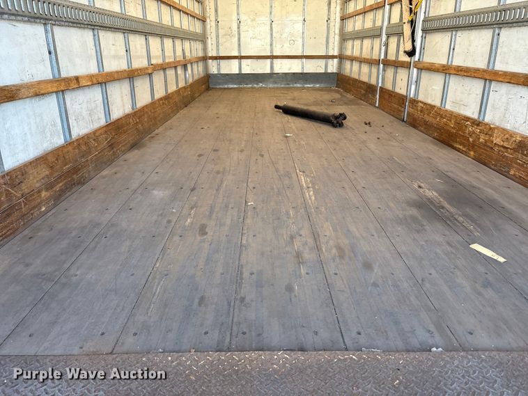 image for item YA1045 2018 Freightliner Business Class M2 box truck