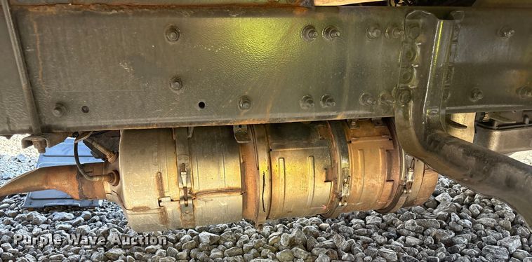 image for item YA1045 2018 Freightliner Business Class M2 box truck