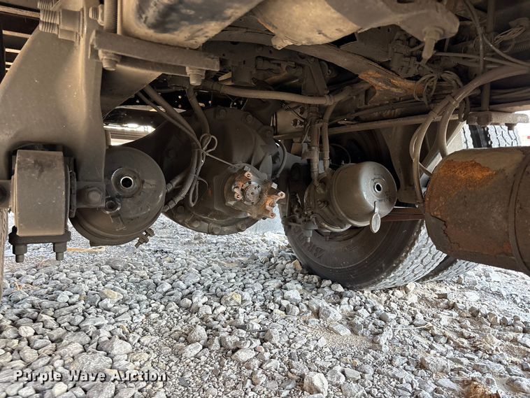 image for item YA1045 2018 Freightliner Business Class M2 box truck