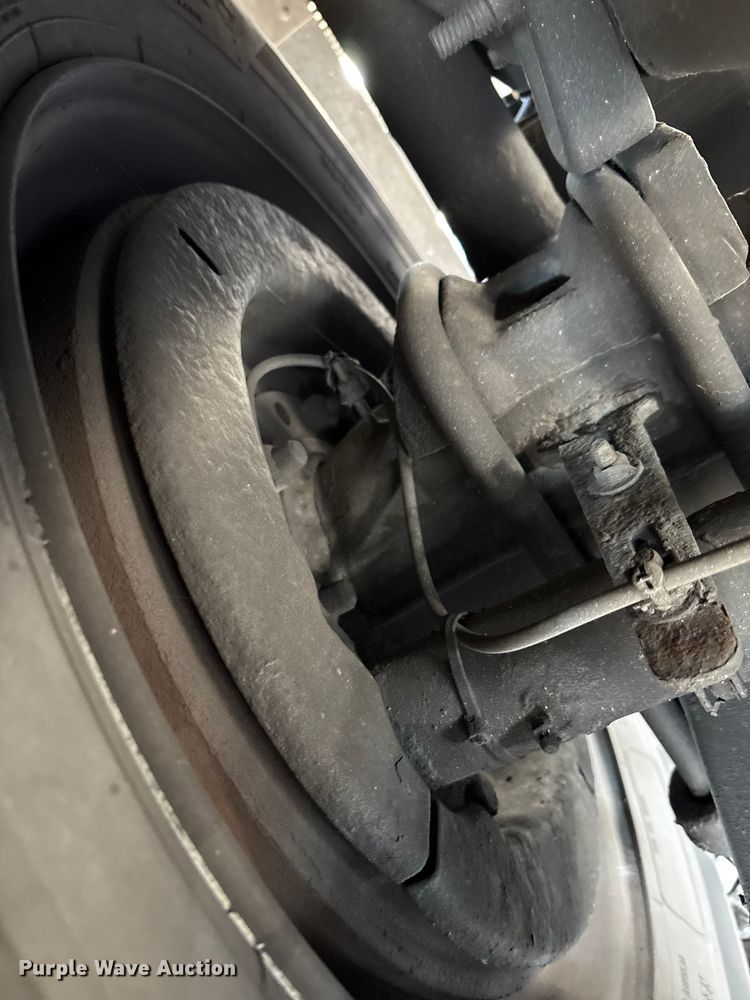 image for item YA1045 2018 Freightliner Business Class M2 box truck