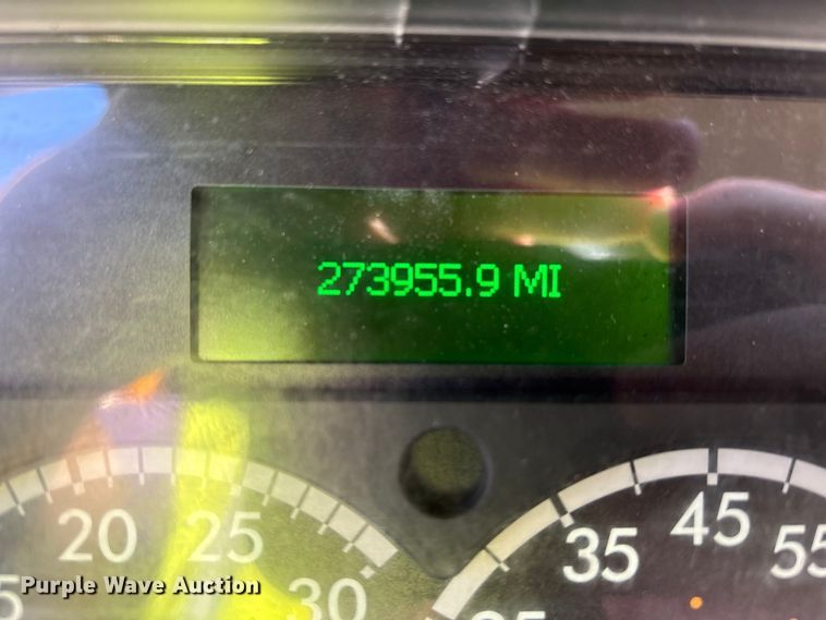 image for item YA1045 2018 Freightliner Business Class M2 box truck