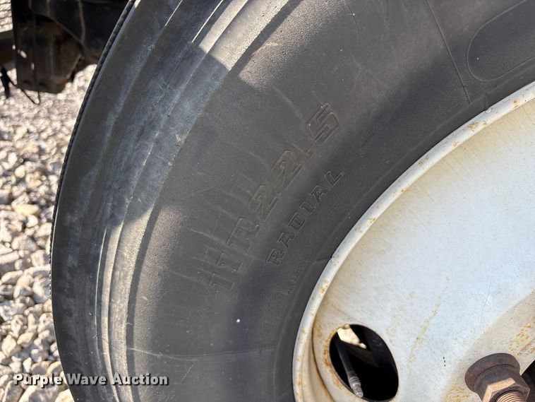 image for item YA1045 2018 Freightliner Business Class M2 box truck