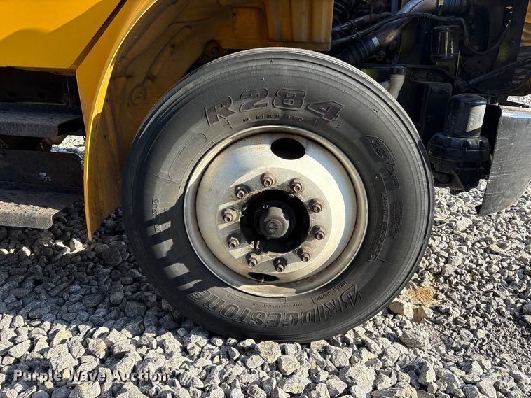 image for item YA1045 2018 Freightliner Business Class M2 box truck