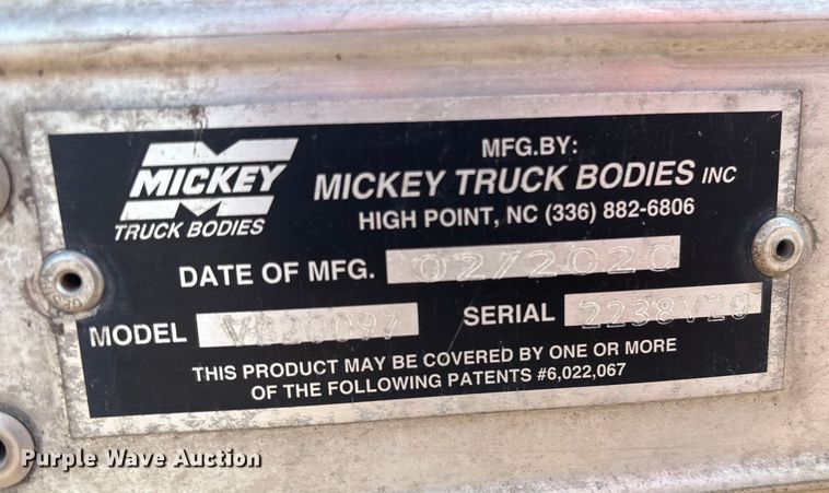 image for item YA1054 2020 Isuzu NRR box truck