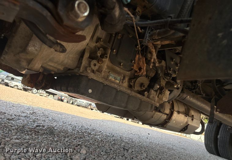 image for item YA1054 2020 Isuzu NRR box truck