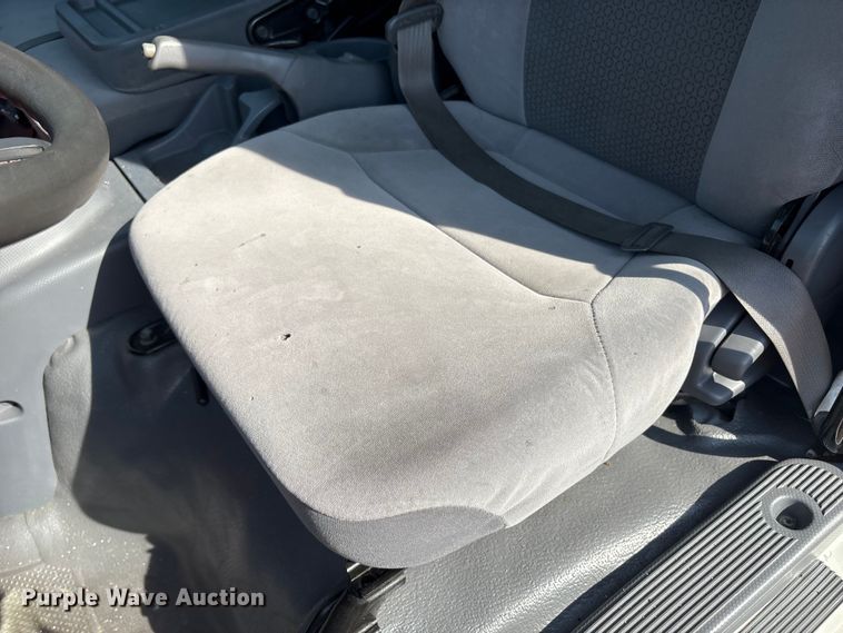 image for item YA1054 2020 Isuzu NRR box truck