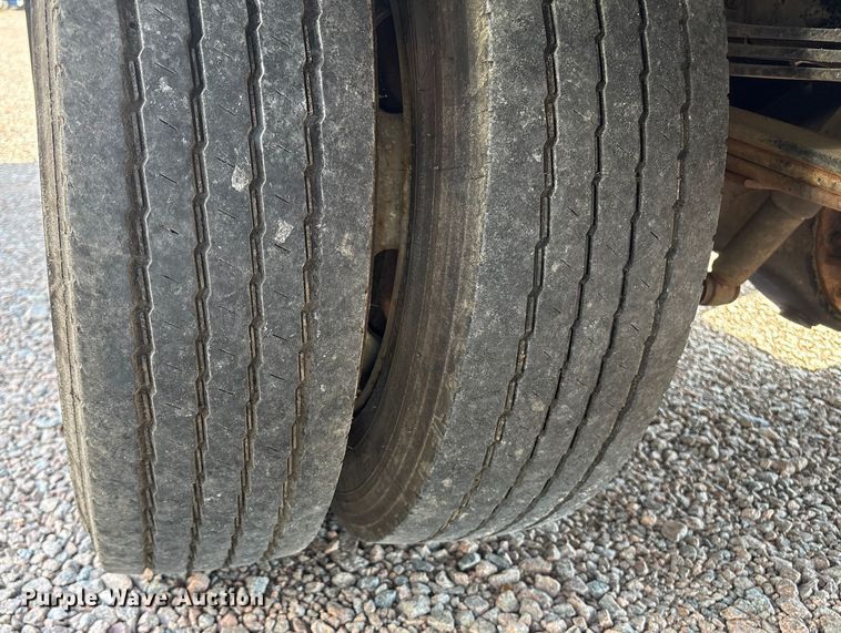 image for item YA1054 2020 Isuzu NRR box truck