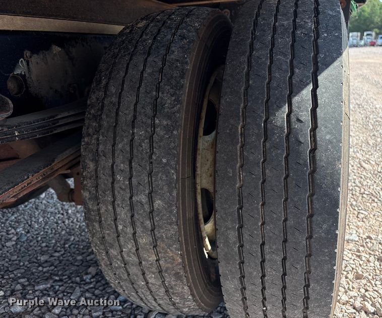 image for item YA1054 2020 Isuzu NRR box truck