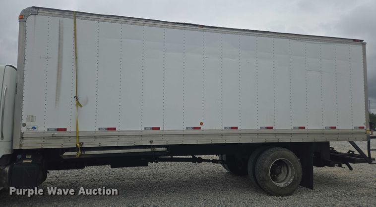 image for item YA1096 2013 Freightliner Business Class M2 box truck