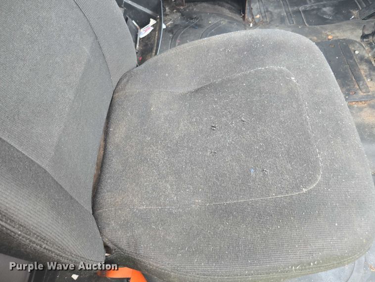 image for item YA1096 2013 Freightliner Business Class M2 box truck