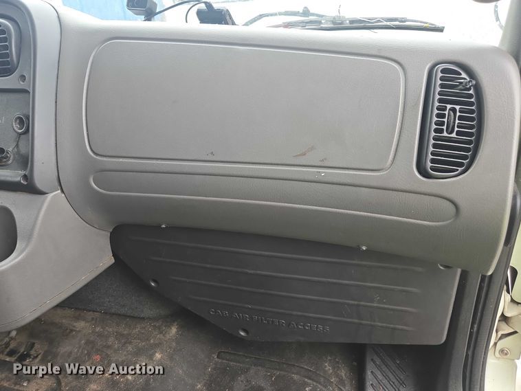 image for item YA1096 2013 Freightliner Business Class M2 box truck