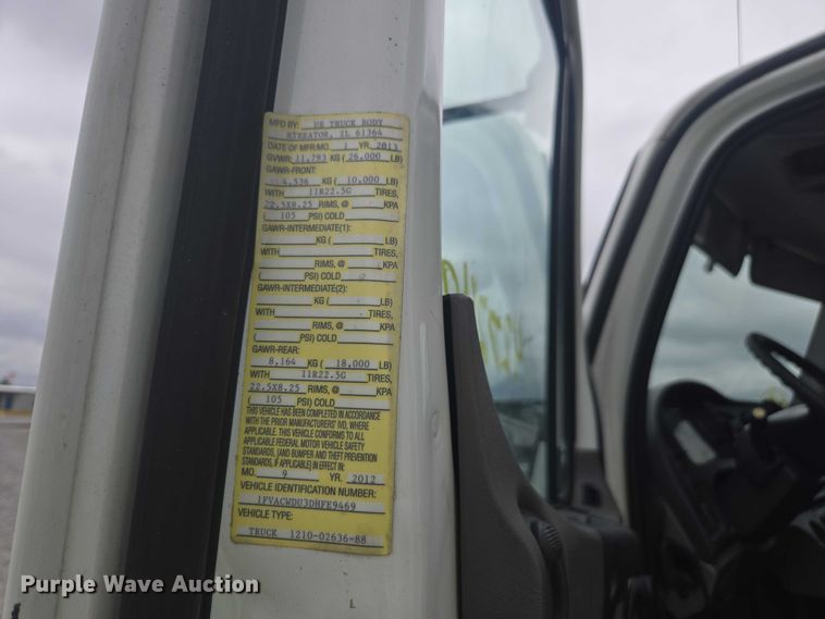 image for item YA1096 2013 Freightliner Business Class M2 box truck