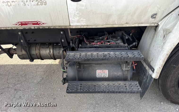 image for item YA1171 2023 International MV607 box truck