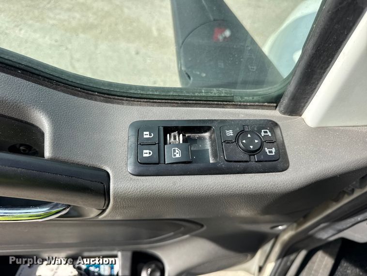 image for item YA1171 2023 International MV607 box truck