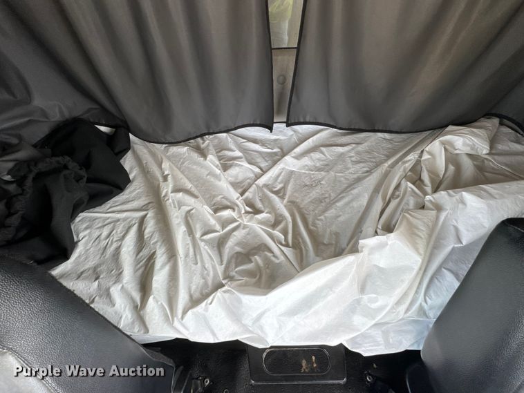 image for item YA1171 2023 International MV607 box truck