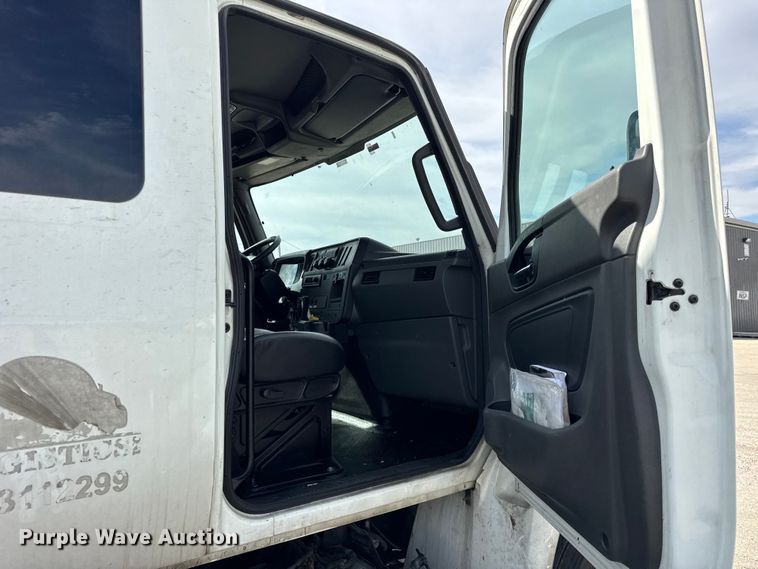 image for item YA1171 2023 International MV607 box truck