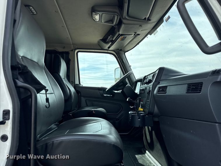 image for item YA1171 2023 International MV607 box truck