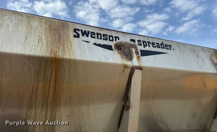 image for item DO2308 2004 International 7400 dump truck