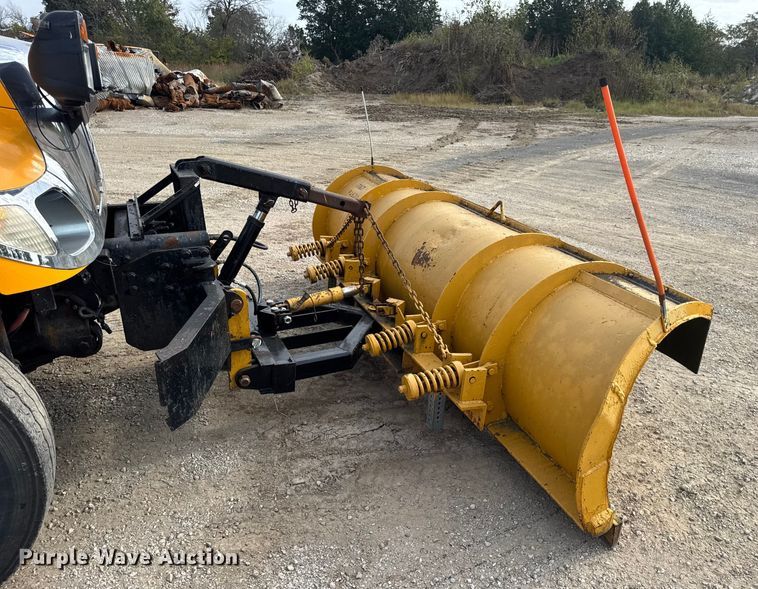 image for item DO2308 2004 International 7400 dump truck