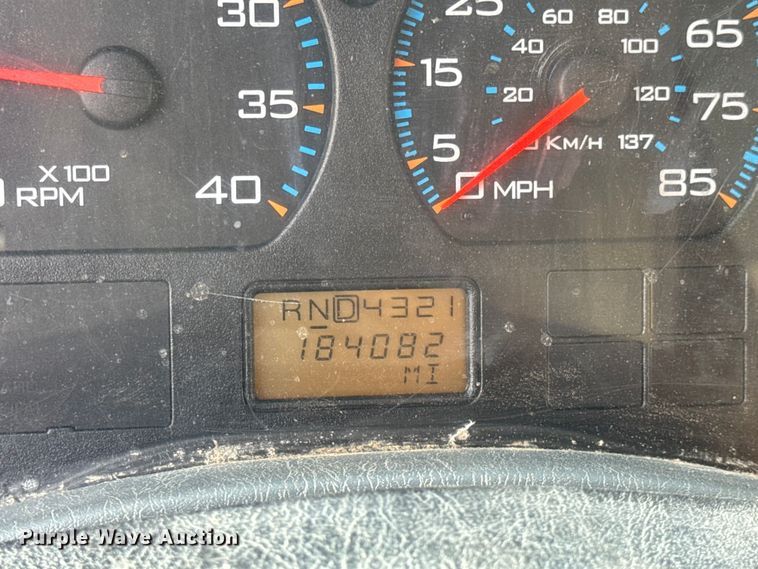 image for item DO2308 2004 International 7400 dump truck