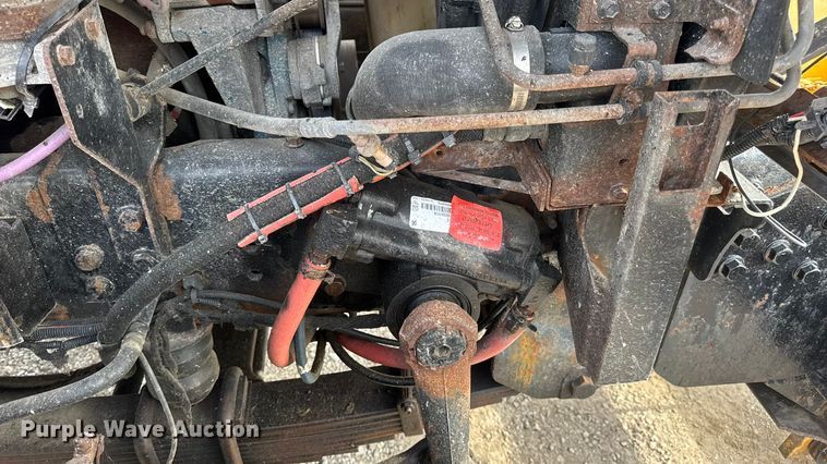 image for item DO2308 2004 International 7400 dump truck