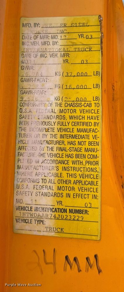 image for item DO2308 2004 International 7400 dump truck